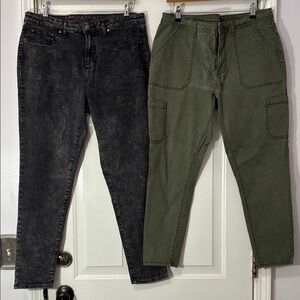 (2) pairs of Faded Glory brand jeans Size 16